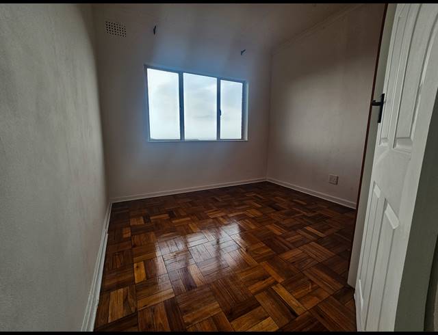 2 BEDROOM APARTMENT TO LET IN BLUFF
